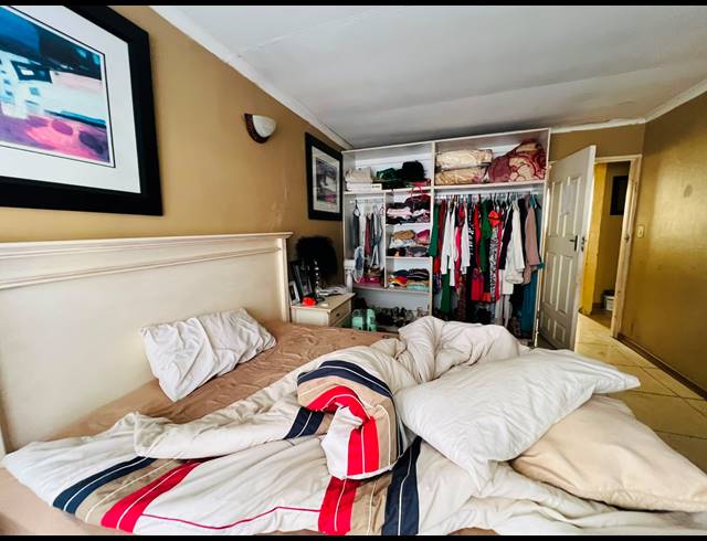 3 BEDROOM SEMI DETACHED FOR SALE IN NEWLANDS WEST